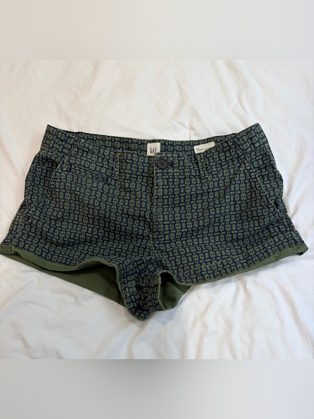 GAP Women’s Green Navy Patterned Cotton Shorts